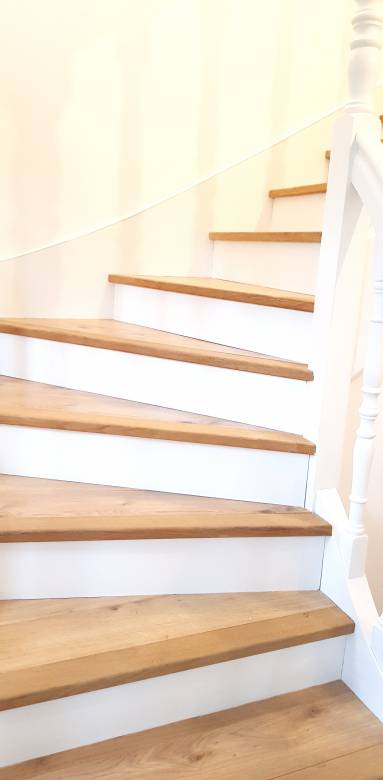 Escalier intérieur trois quart tournant - Bourg-en-Bresse 01