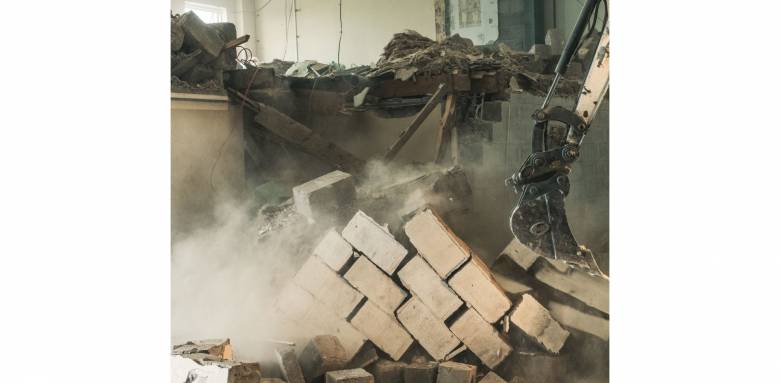 Démolir partiellement ou totalement un logement avec un courtier en travaux - Villedieu-les-Poêles-Rouffigny 50800