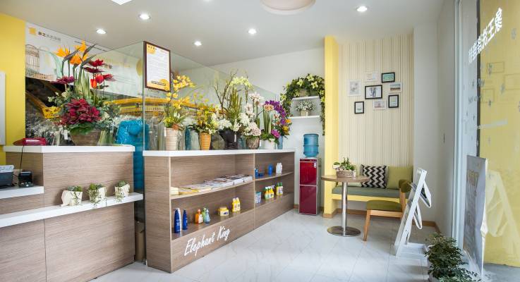 Comment choisir le faux plafond de votre magasin