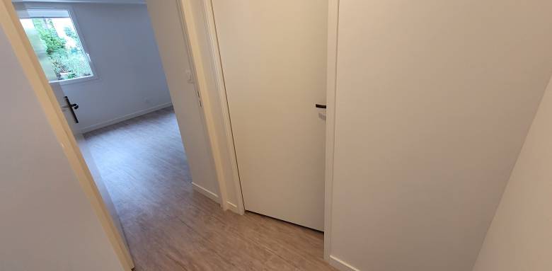 Le palier entre la nouvelle chambre et la nouvelle SdD