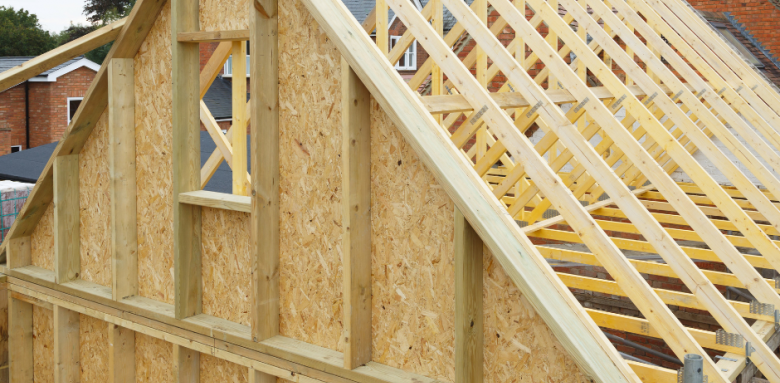 Rénover une charpente à Poissy