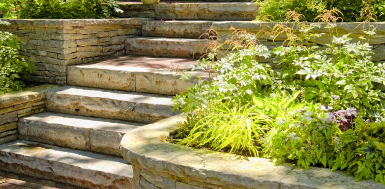 Aménagement de jardin en pente