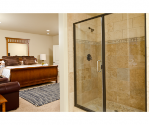 Chambre parentale avec salle d'eau à Haguenau