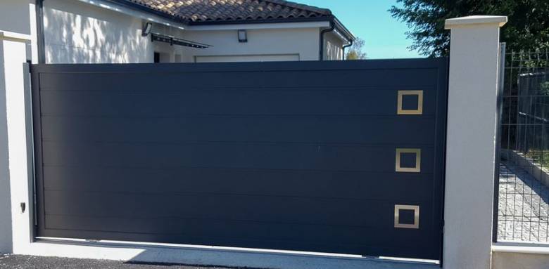 autorisation pour pose d'un portail dans une maison