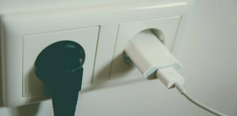 Prises dans une maison neuve