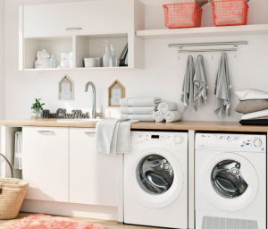 meubles de cuisine adaptées pour la buanderie, But