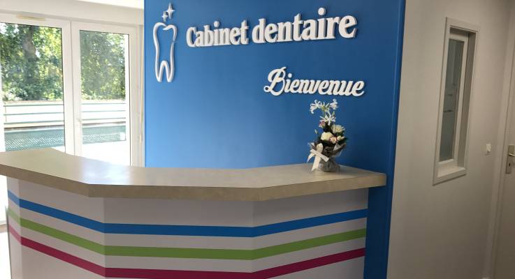 Borne d'accueil de cabinet dentaire