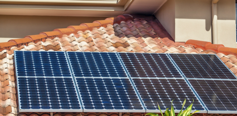 Différence entre panneau solaire thermique et photovoltaïque