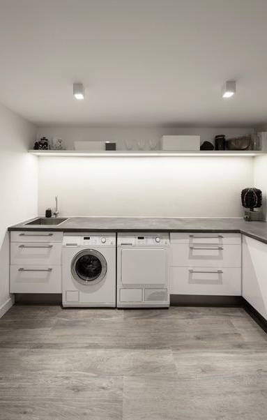 Sol de garage carrelé