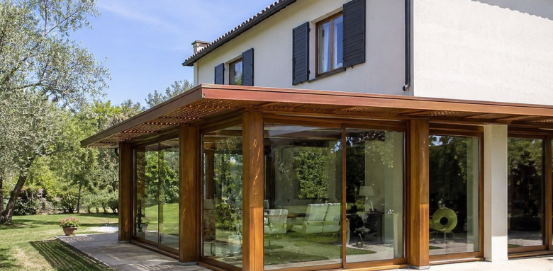 veranda-bois-tassin-la-demi-lune-69160