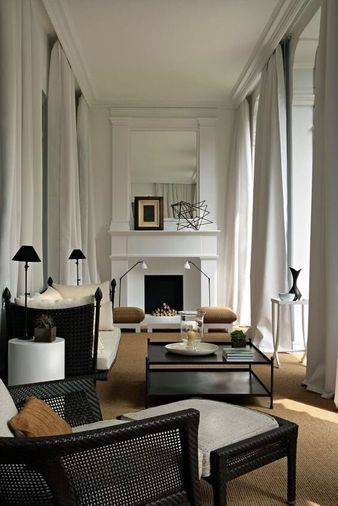 Mobilier léger et aérien dans un salon en long - Arras 62