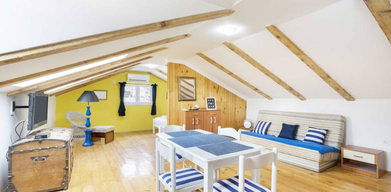 Aménagement d'un appartement en sous pente - Lille 59