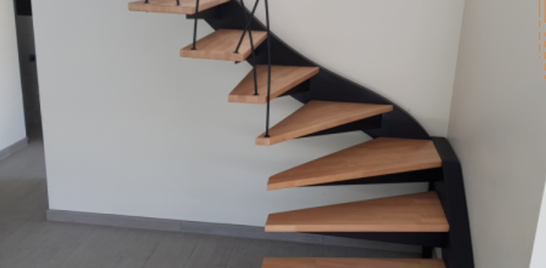 Escalier suspendu