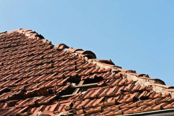 Réfection de toiture - toiture endommagée par les intempéries - Valence 26