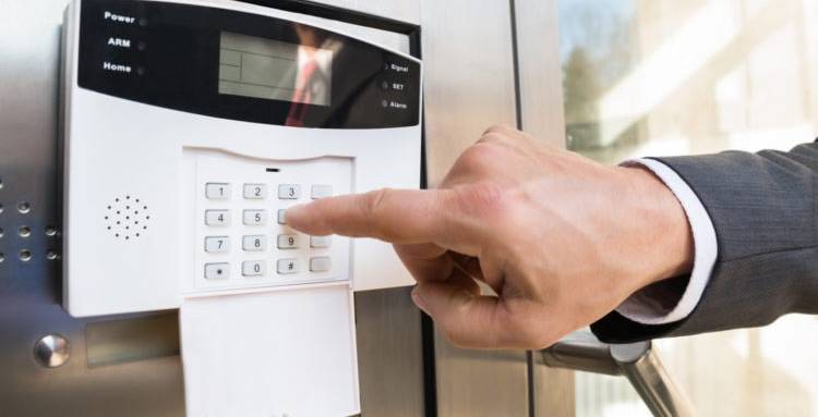 Installer système d'alarme