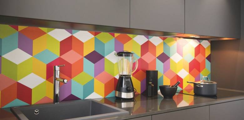 Crédence de cuisine en stratifié décor seventies