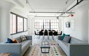 Cacher les fissures d'un plafond : les différentes solutions La Maison des Travaux de Sainte-Geneviève-des-Bois