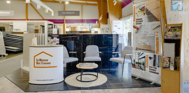 Espace accueil La Maison Des Travaux chez Point P CEDEO Saint-Nazaire