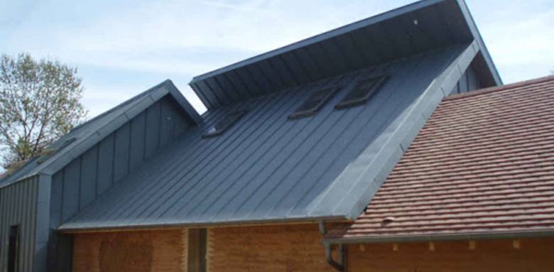 toiture zinc en pente