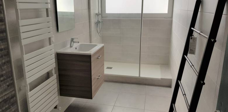 Prix de rénovation salle de bain fonctionnelle - Nantes 44