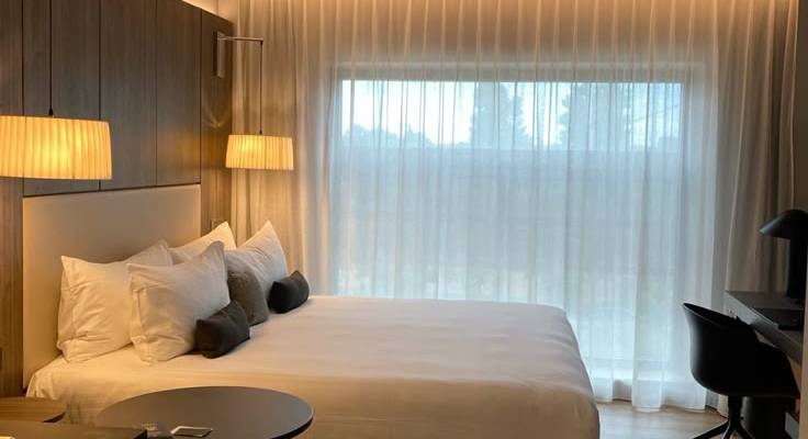 Comment créer une chambre connectée dans son hôtel ?