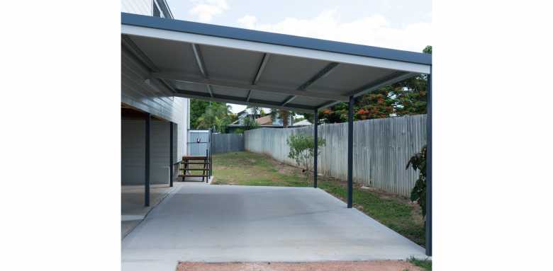 Pourquoi faire un abri voiture ? Les avantages d'un abri pratique et moderne - Granville 50400