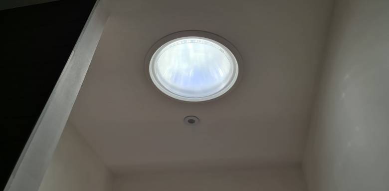 Gagner en lumière naturelle dans la maison avec un puits de lumière - Valence 26