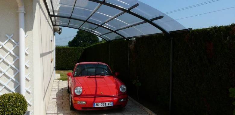 Carport adossé aluminium et polycarbonate