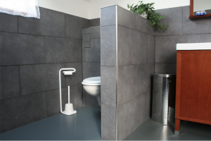 séparer les toilettes dans la salle de bain