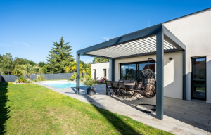Pergola bioclimatique