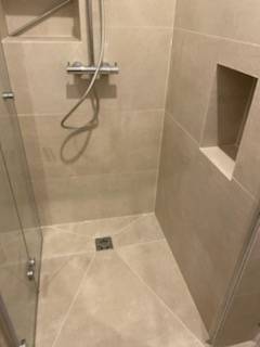 Pose d'un nouveau carrelage Paris (75017)