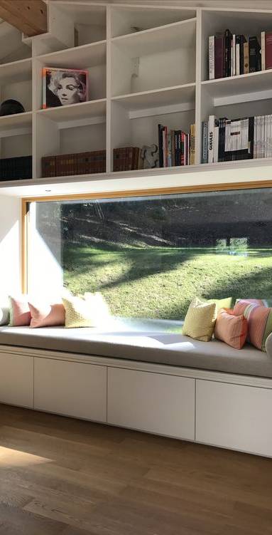 Bibliothèque  fonctionnelle et décorative