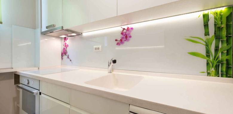 Poser un plan de travail dans une cuisine à Bordeaux