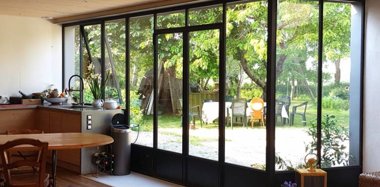 Porte verrières : les différents types d’ouverture et de matériaux 