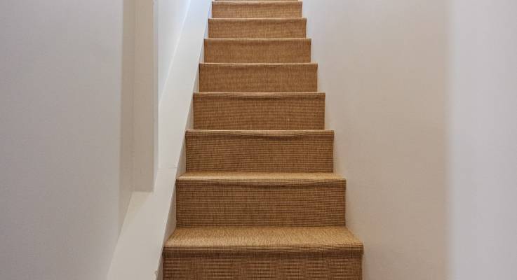 Escalier rénové et habillé