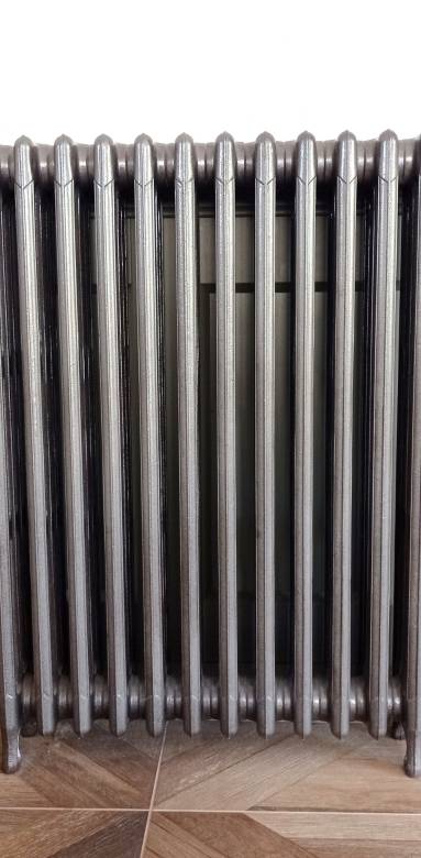Radiateur en fonte sablé