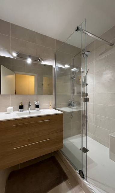 Etapes de rénovation de salle de bain - Nantes 44