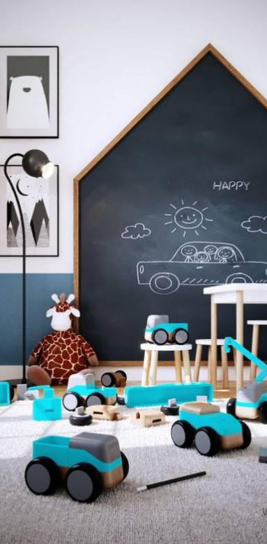 Peinture effet tableau noir dans une chambre d'enfant - Hyères 83