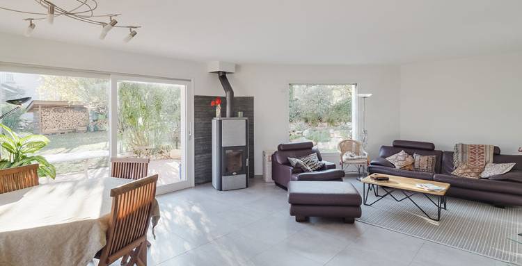 Rénovation de résidence secondaire avec nouveau poêle à bois - Valence 26