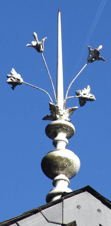 Epi de faîtage zinc