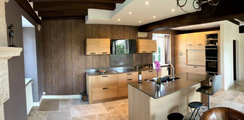 cuisine îlot rénovation ancienne bâtisse