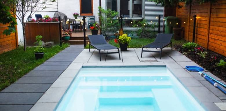 La mini piscine pour un maximum de plaisirs