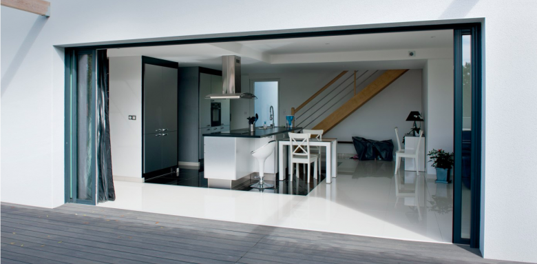 Baie vitrée à galandage