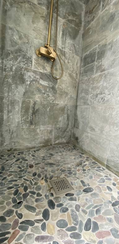 Receveur à carreler aspect galet 