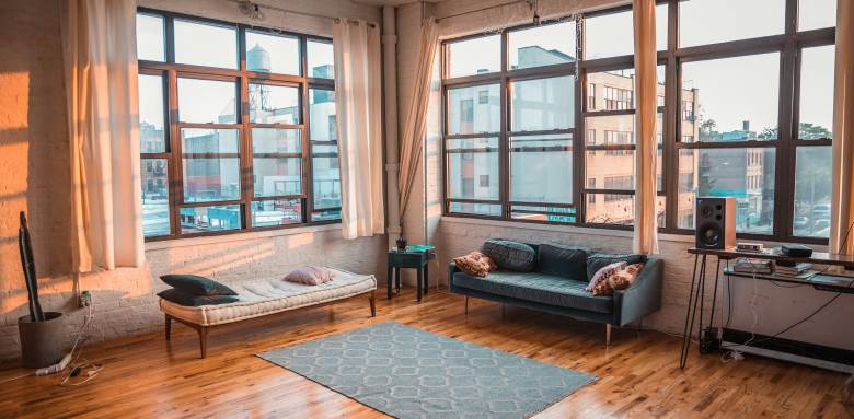 Transformer un appartement en loft : guide complet pour une transformation réussie