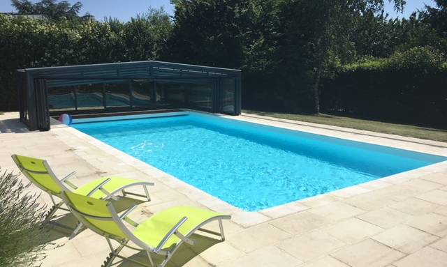 Piscine 5x11 en béton avec membrane armée et volet roulant immergée - Nantes 44