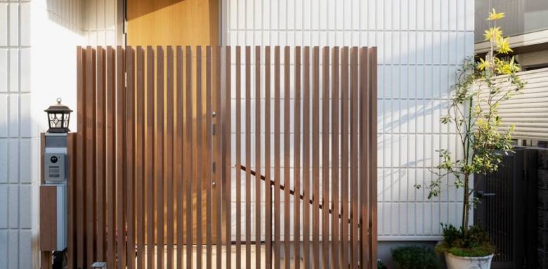 Découvrez nos conseils sur le bardage en bois, un matériau noble pour embellir vos murs intérieurs et extérieurs tout en assurant confort et durabilité.