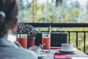 coin repas sur la terrasse