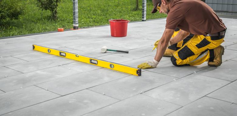 Les avantages et inconvénients d'une terrasse en carrelage