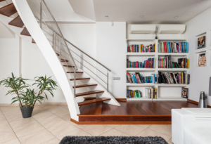 sécurité rampe escalier, choisir rampe escalier, coût rampe escalier,  idée rampe escalier moderne, garde-coprs sur mesure